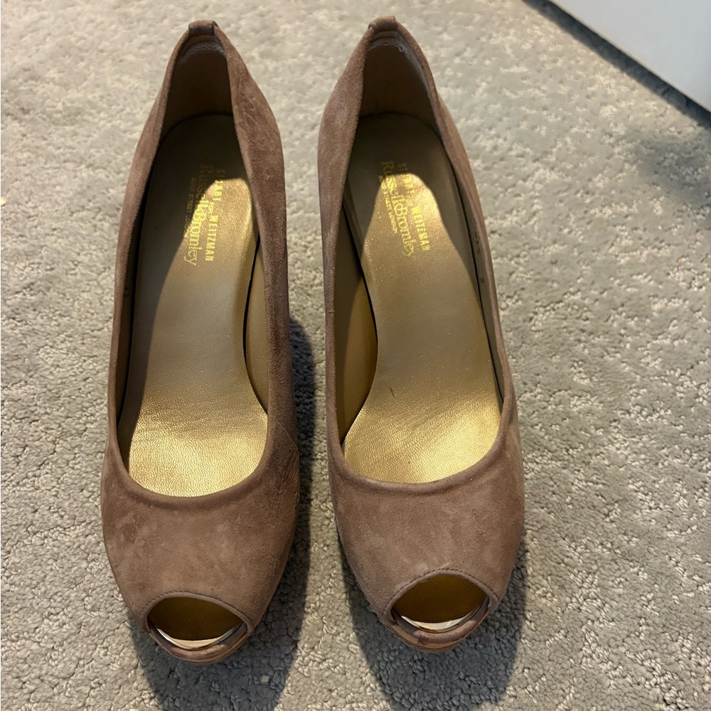 Stuart Weitzman Tan Suede Peep-Toe Heels
